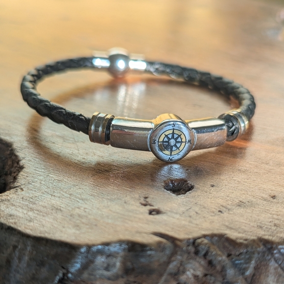 Danbury Mint Compass Bracelet Genuine Leather **NOTE: inscribed to a Grandson** - Picture 1 of 9